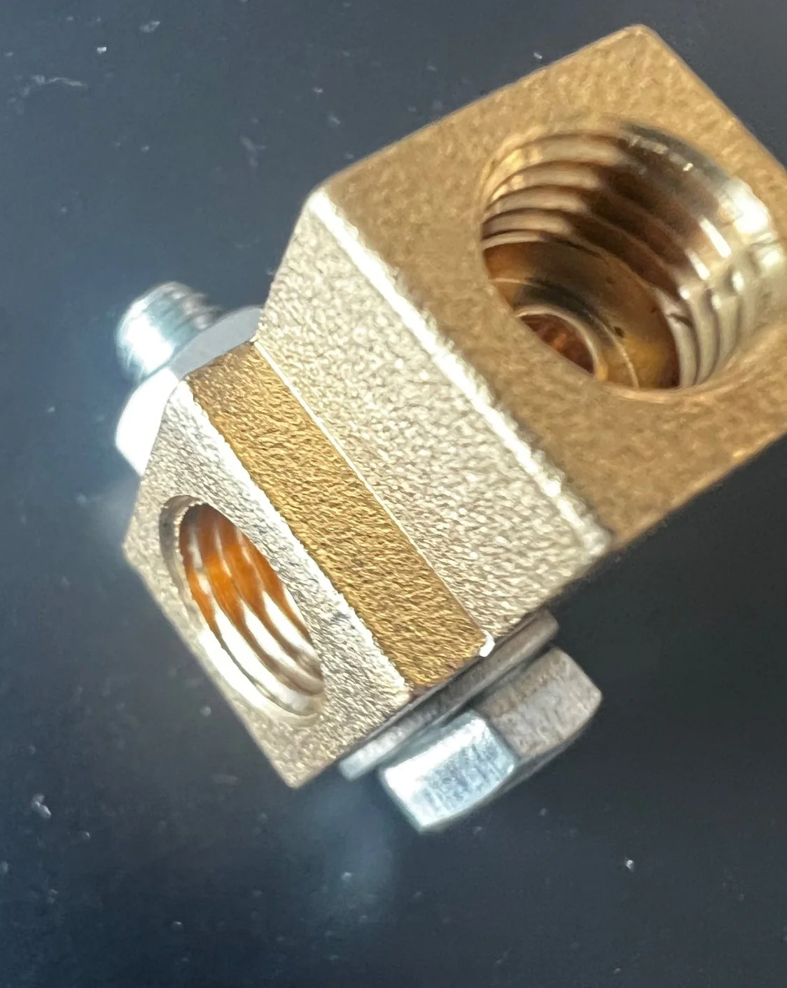 1x Hydraulic Brake Trailer Caravan Brass T Piece 3 Way Block. Suit 3/8" Nuts. - Image 4